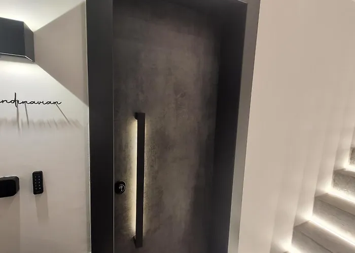 Scandinavian - Le Petit Bati Volos