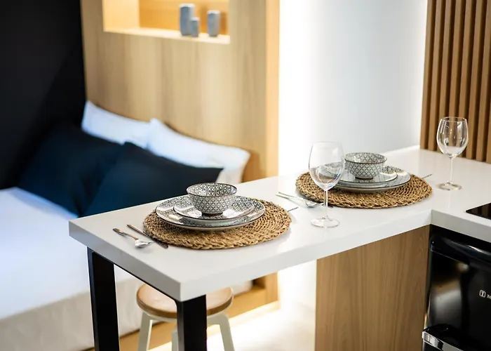 Scandinavian - Le Petit Bati * Volos